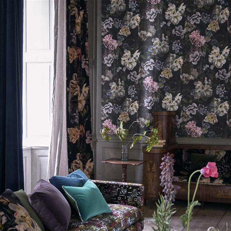 Designers Guild UK Wallpaper - Delft Flower Grande - Tea Pea Home