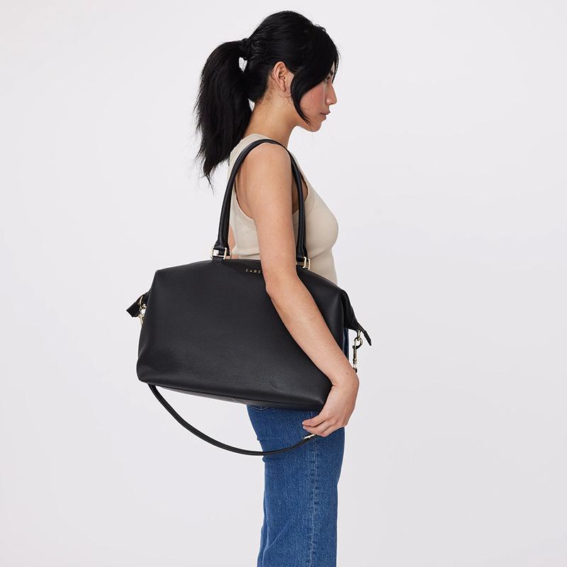 Saben Roma Carry-All Bag - Black | Free Urban Shipping | Tea Pea | Tea Pea