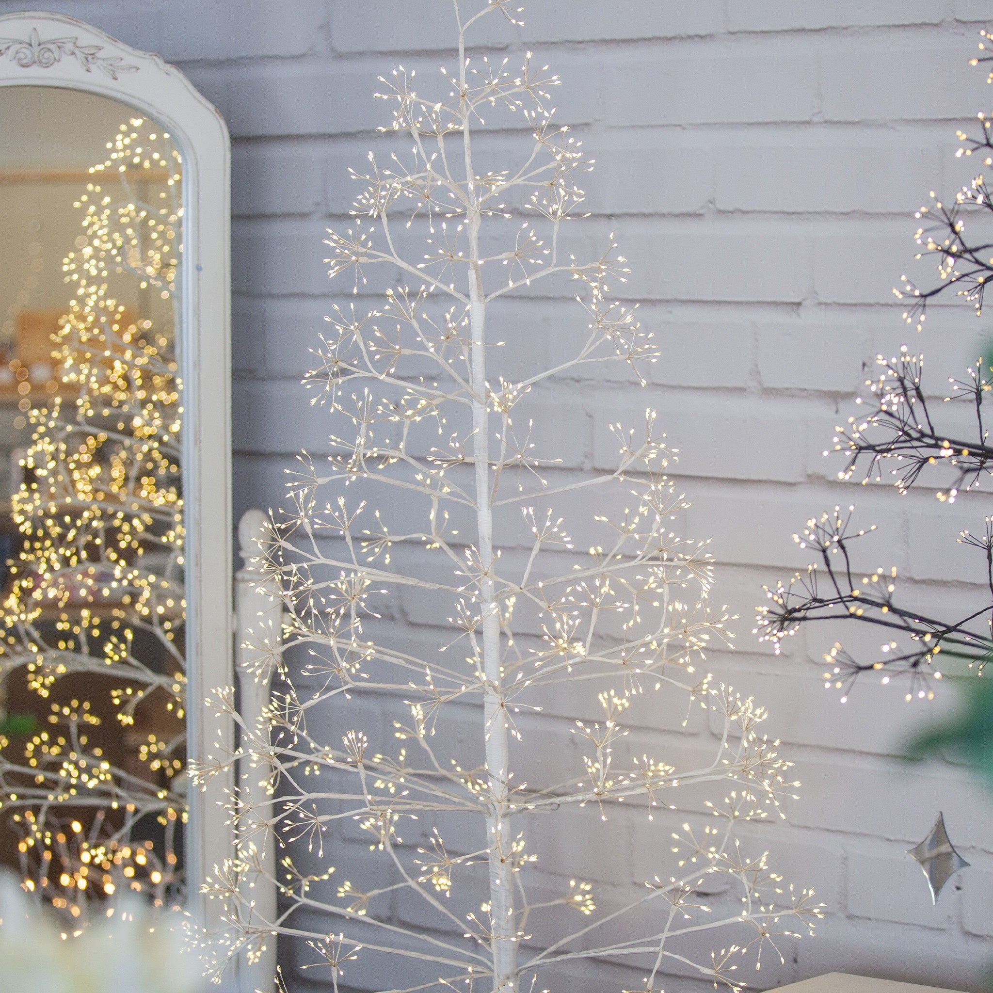 Frankfurt Starburst LED Christmas Tree - Tea Pea Home